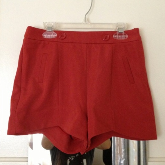 Scalloped Rust Shorts - Picture 2 of 4